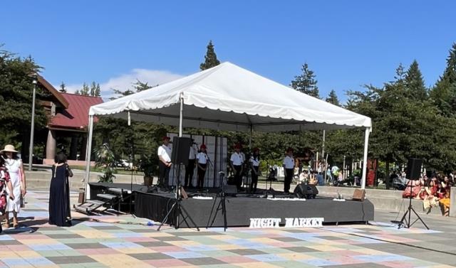 Generic STAGING - 4x4 SECTION - ADJ. – For rent in Edmonds, Washington – Miller\\\'s Equipment and Rent-All inc. | RNTR.com – Image 2 of 2