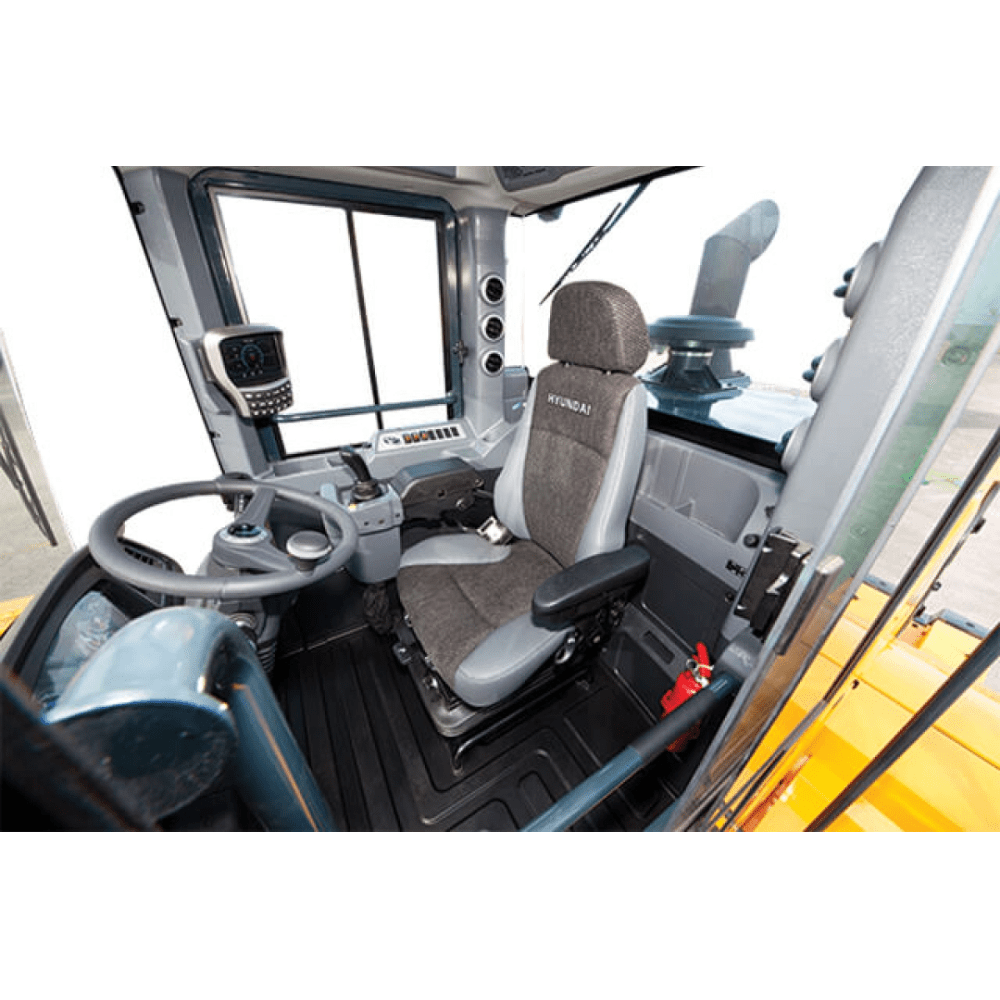 Generic 2.5 YD LOADER 26000 LBS – For rent in West Hartford, Connecticut – Butler Equipment | RNTR.com – Image 2 of 2