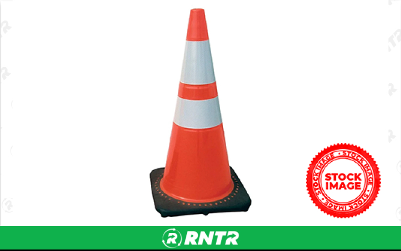 Generic 28 Fluorescent Orange Traffic Cone – For rent in Pelican Rapids, Minnesota – LAKELAND GENERAL STORE | RNTR.com – Image 1 of 1