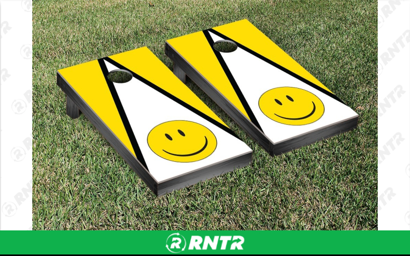 Generic Corn Hole -  Smiley Face – For rent in howell, new-jersey – Mr. Happy Party Rentals | RNTR.com – Image 1