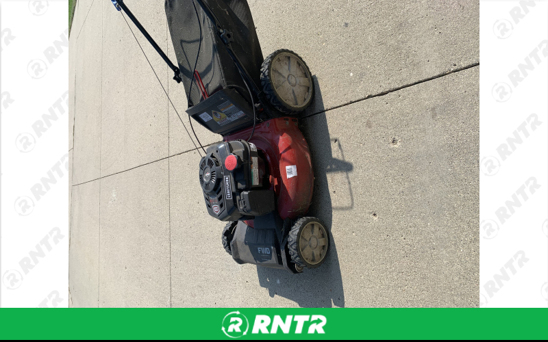 Crafstman Craftsman Push Lawnmower for Rent – For rent in Alexandria, Minnesota – Jared's Garage Rental | RNTR.com – Image 2 of 2