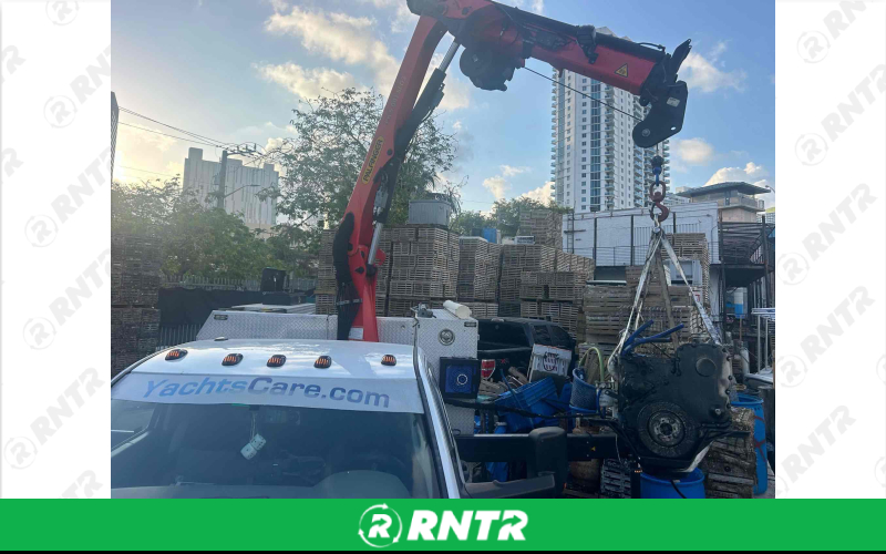 palfanger crane 2000 crane service – For rent in Miami, Florida – YachtsCare LLC | RNTR.com – Image 6 of 7