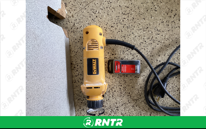Dewalt Cut Out Tool – For rent in Alexandria, Minnesota – RNTR Depot of Alexandria MN | RNTR.com – Image 2 of 2