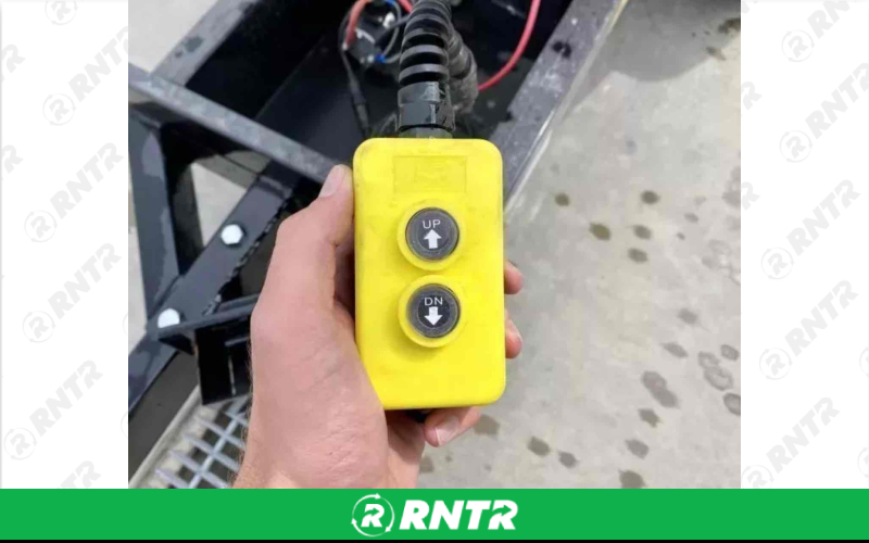 SureTrak Dump Trailer (small) – For rent in State College, Pennsylvania – Happy Valley Equipment Rentals | RNTR.com – Image 4 of 5