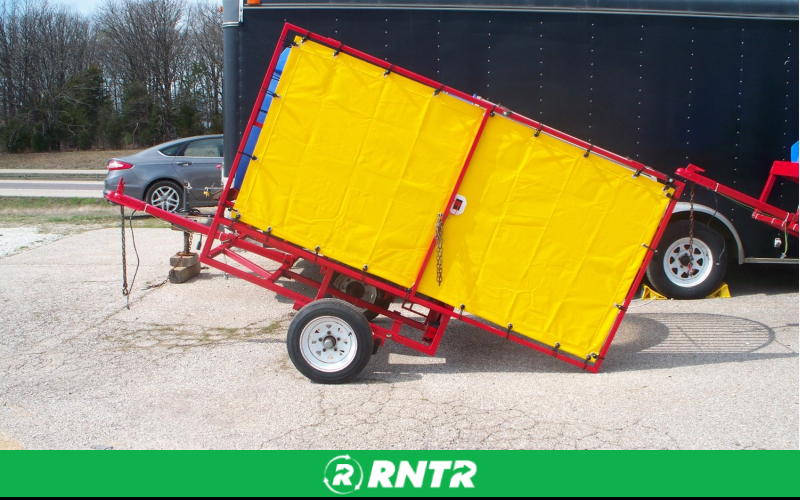 Hi Striker Dunk Tank – For rent in Portage, Wisconsin – Capital City Equipment | RNTR.com – Image 2 of 3