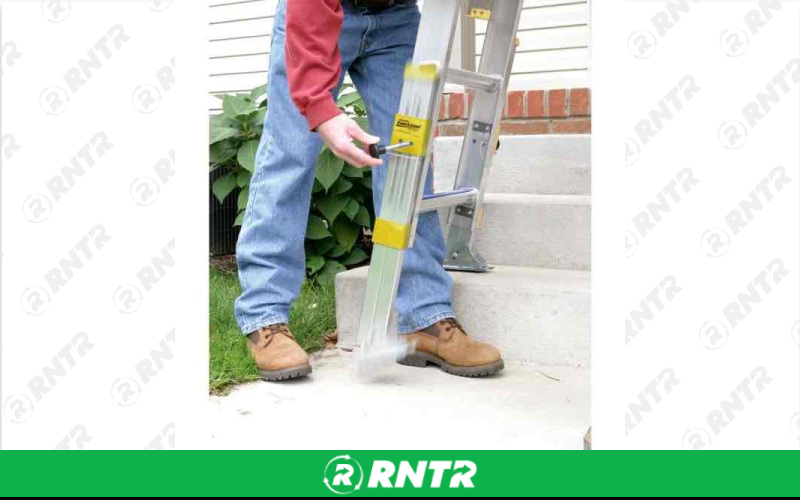 Werner Extension Ladder with Equalizer System (24ft) (aluminum) – For rent in state-college, pennsylvania – Happy Valley Equipment Rentals | RNTR.com – Image 1