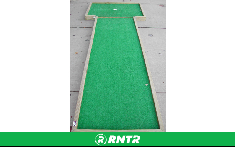 Generic GAMES- MINI GOLF #1/w 4 balls & 2 clubs – For rent in bayonne, new-jersey – Resnicks Party Rental | RNTR.com – Image 1