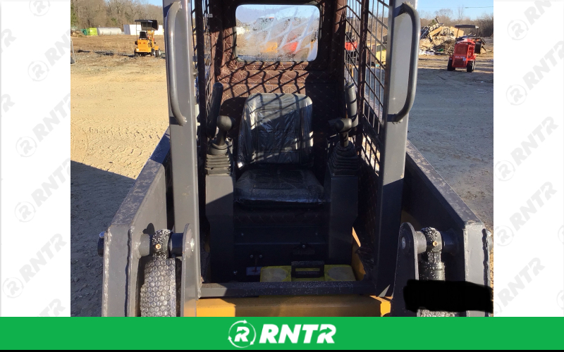 CFG Industrial KRW232 Mini Skid Steer Bobcat S70 – For rent in Santa Ana, California – Mighty Machine Rentals | RNTR.com – Image 2 of 6