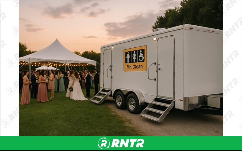 Mr. Clean Luxury Restroom Trailer – For rent in Springfield, Ohio – Mr. Clean Portable Toilets | RNTR.com – Image 5 of 5