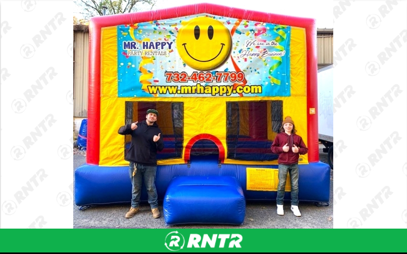 Generic Mr. Happy 15x15 Bounce House – For rent in howell, new-jersey – Mr. Happy Party Rentals | RNTR.com – Image 1