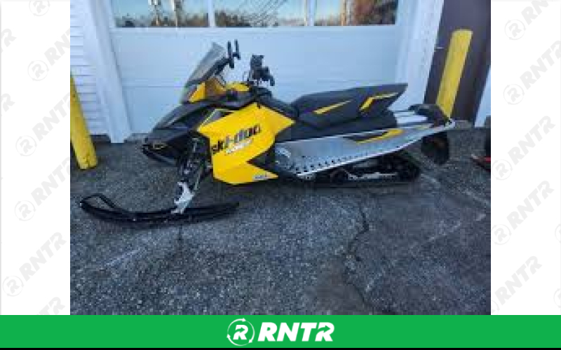 Ski-Doo MXZ Snowmobile – For rent in Alexandria, Minnesota – RNTR Depot of Alexandria MN | RNTR.com – Image 1 of 2