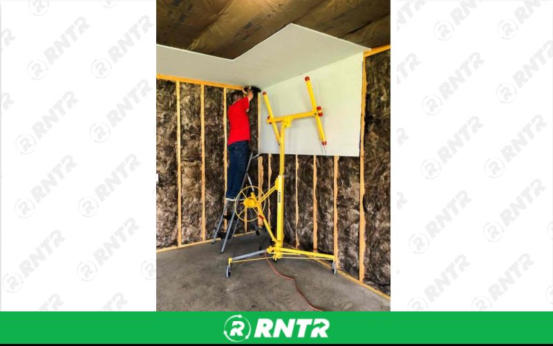 PanelLift panel lift – For rent in El Granada, California – Mullins Construction | RNTR.com – Image 3 of 3