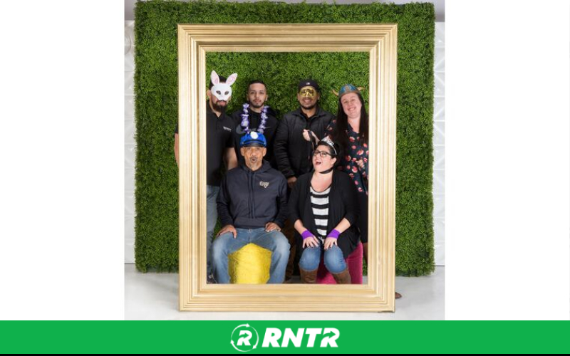 Generic Photo Booth – For rent in Chattanooga, Tennessee – Edgeway Events | RNTR.com – Image 2 of 3