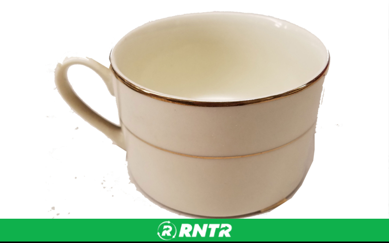 Generic PLATE-CUP & SAUCER IVORY W/ GOLD TRIM (MUST ORDER QUANTITIES OF 30) – For rent in bayonne, new-jersey – Resnicks Party Rental | RNTR.com – Image 1