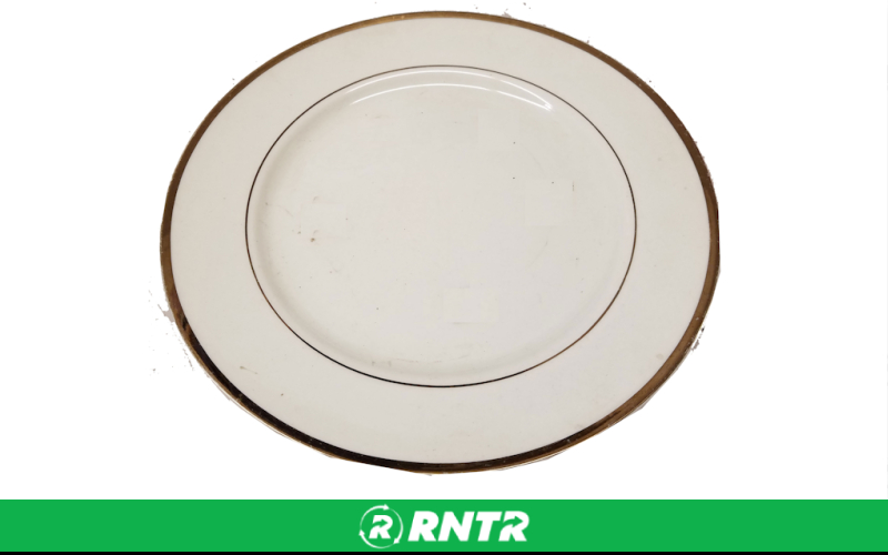 Generic PLATE- DINNER IVORY W/GOLD TRIM (MUST ORDER QUANTITIES OF 10) – For rent in bayonne, new-jersey – Resnicks Party Rental | RNTR.com – Image 1