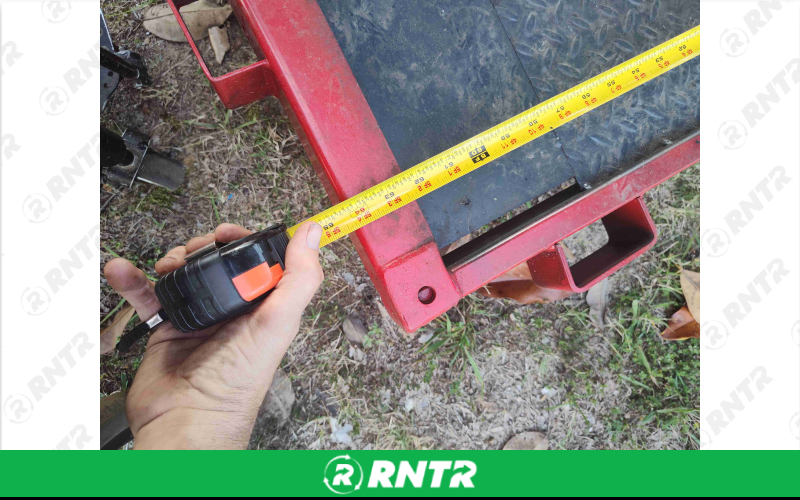 Unknown Steel Deck Tilt Trailer 64"x94" – For rent in Denton, North Carolina – Denton Turf | RNTR.com – Image 2 of 6