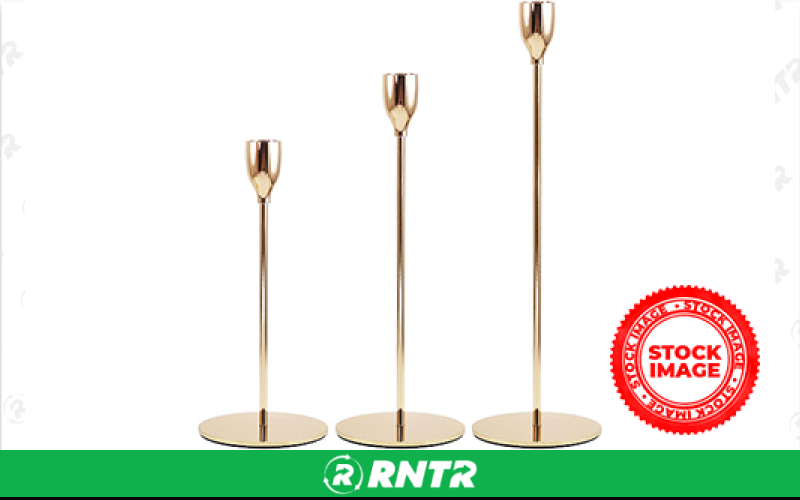 Generic 16 Gold Long Stem Candle Holder – For rent in skokie, illinois – Evento | RNTR.com – Image 1
