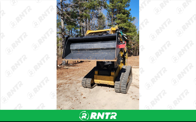 Caterpiller 299D3 Skid Steer – For rent in Laurinburg, North Carolina – JmHm New Era Rentals LLC | RNTR.com – Image 2 of 4