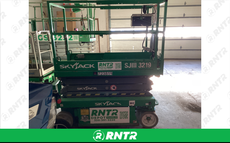 Skyjack 3219 scissor lift – For rent in Alexandria, Minnesota – RNTR Depot of Alexandria MN | RNTR.com – Image 2 of 2