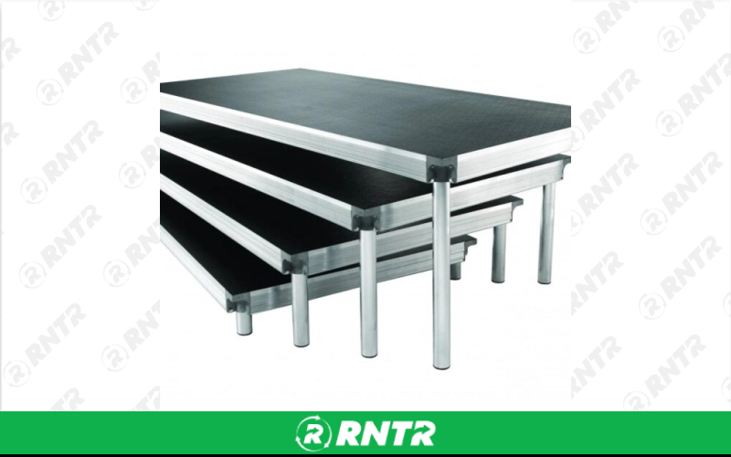 Generic 4'x8' Stage – For rent in skokie, illinois – Evento | RNTR.com – Image 1