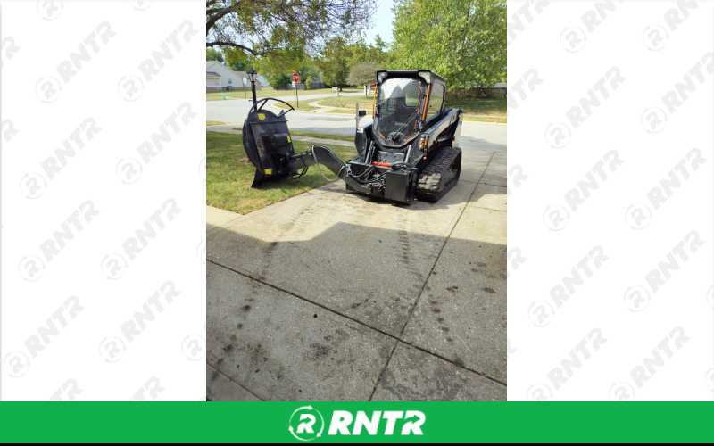 Bobcat T550 Bobcat track machine – For rent in Indianapolis, Indiana – Indy Land Management | RNTR.com – Image 3 of 4