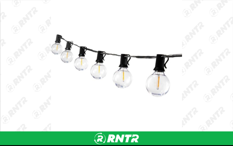 Generic Cafe String Lights (20x20) – For rent in skokie, illinois – Evento | RNTR.com – Image 1
