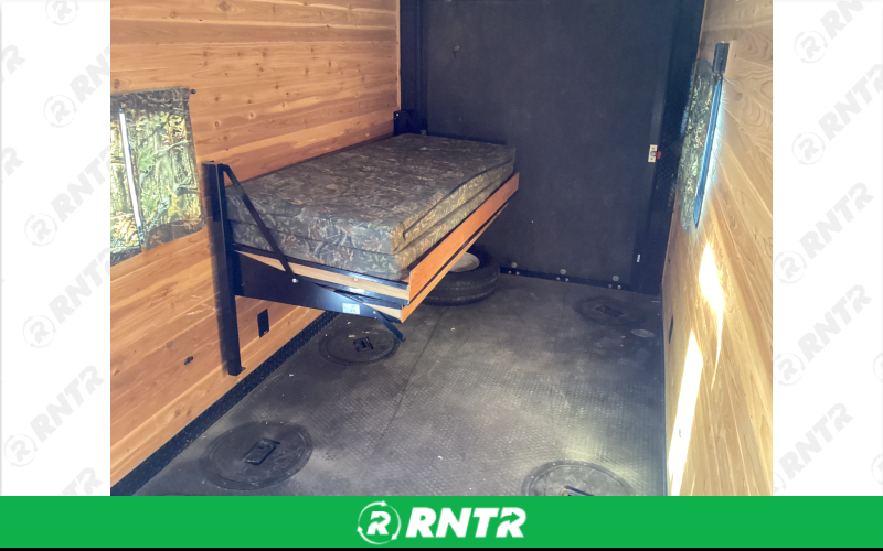 Glacier Fish House – For rent in Alexandria, Minnesota – RNTR Depot of Alexandria MN | RNTR.com – Image 3 of 5