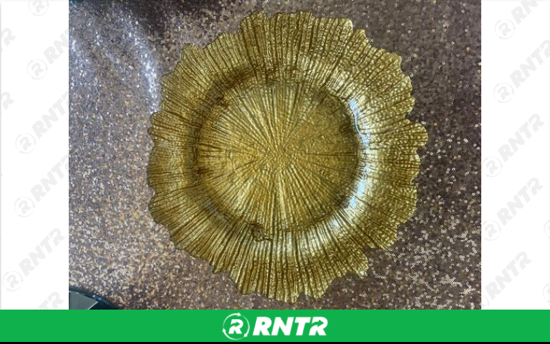 Generic Gold Glass Reef Charger – For rent in dacula, georgia – CrimsonTLC | RNTR.com – Image 1