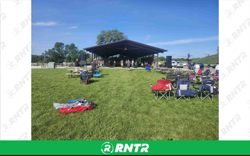 Behringer/JBL PRX/Chauvet DMX Live Audio, P A Systems, and Stage Lighting, Tandem Trailer Available. Flexible Pricing Starting at $750. – For rent in Alexandria, Minnesota – chris sutton | RNTR.com – Image 6 of 8