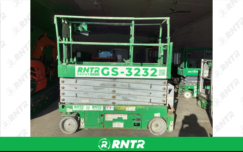 Genie Scissor Lift for Rent Scissor Lift GS-3232 – For rent in alexandria, minnesota – RNTR Depot of Alexandria MN | RNTR.com – Image 1