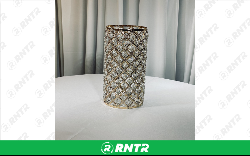 Generic 10 Hurricane Vase (Rose Gold) – For rent in indianapolis, indiana – Ace Party Rental | RNTR.com – Image 1