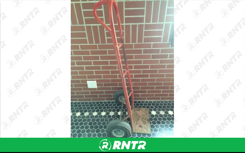 Generic Cart -  2-Wheeled Clarke Hand Truck – For rent in Fort Madison, Iowa – Complete Rental | RNTR.com – Image 2 of 3