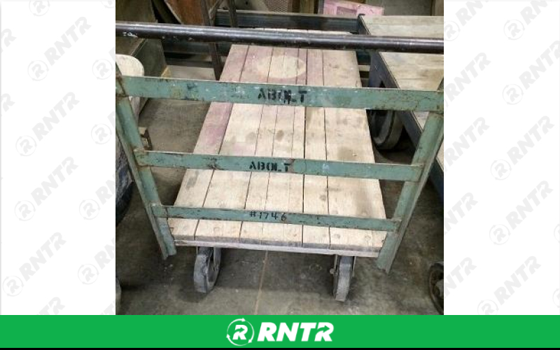 Generic Cart -  4-Wheel Wooden – For rent in Fort Madison, Iowa – Complete Rental | RNTR.com – Image 3 of 3