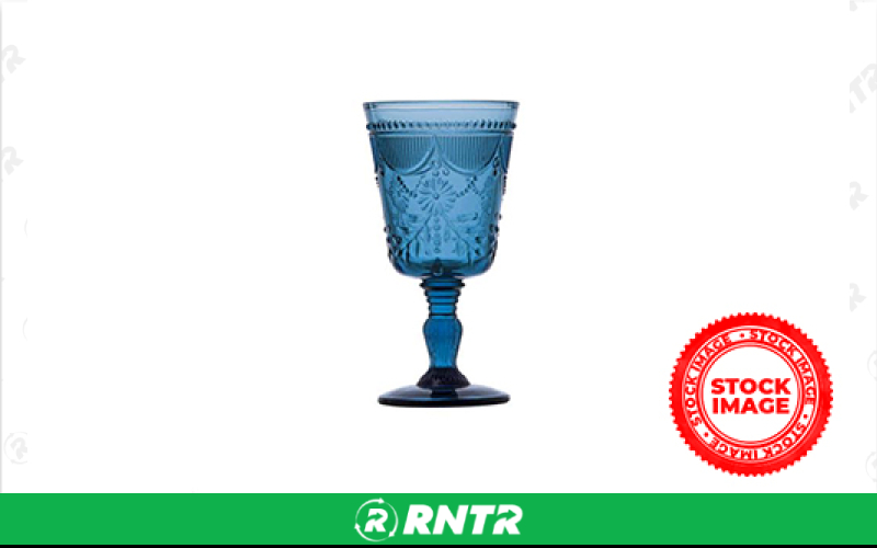 Generic Cobalt Goblet – For rent in skokie, illinois – Evento | RNTR.com – Image 1