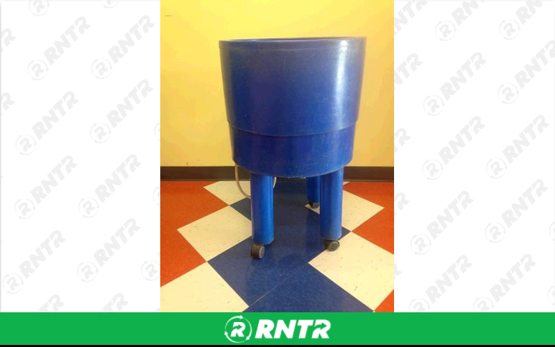 Generic Cooler on Wheels - Blue – For rent in Fort Madison, Iowa – Complete Rental | RNTR.com – Image 2 of 3