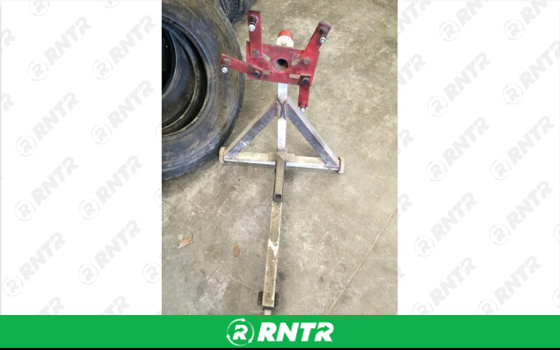 Generic Engine Stand Larin – For rent in Fort Madison, Iowa – Complete Rental | RNTR.com – Image 3 of 3