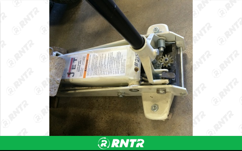 Generic Jack -  Floor Jet 3 ton – For rent in Fort Madison, Iowa – Complete Rental | RNTR.com – Image 3 of 3