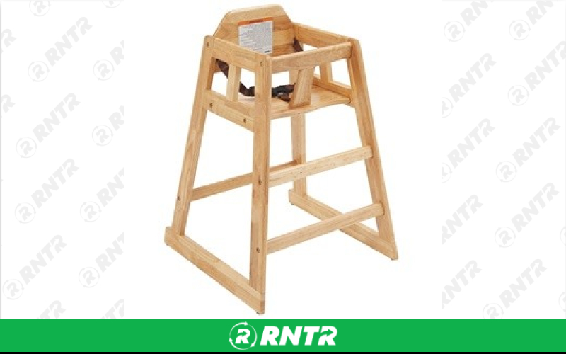 Generic Kids High Chair - Light Wood – For rent in south-hackensack, new-jersey – Rentastic Party Rental | RNTR.com – Image 1