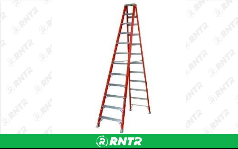 Generic Ladder -  Step 12' – For rent in fort-madison, iowa – Complete Rental | RNTR.com – Image 1