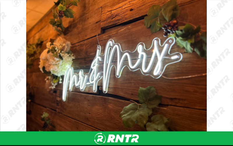 Generic Mr & Mrs Neon Sign – For rent in indianapolis, indiana – Ace Party Rental | RNTR.com – Image 1