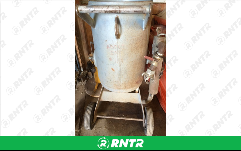 Generic Sandstrom 300lb Sandblaster – For rent in fort-madison, iowa – Complete Rental | RNTR.com – Image 1