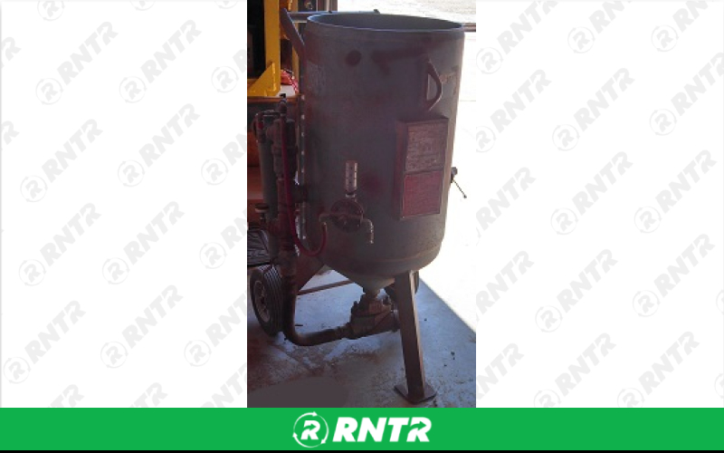 Generic Sandstrom 300lb Sandblaster – For rent in Fort Madison, Iowa – Complete Rental | RNTR.com – Image 3 of 3