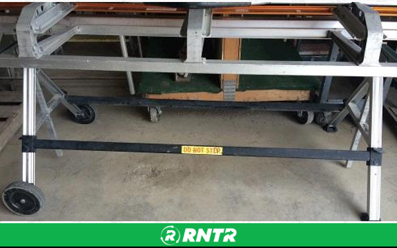 Generic Siding Break Stand – For rent in Fort Madison, Iowa – Complete Rental | RNTR.com – Image 2 of 3