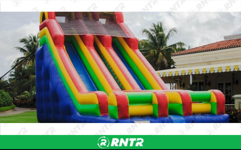 Generic Dual lane SkyScraper 25ft – For rent in Pompano Beach, Florida – South Florida Bounce | RNTR.com – Image 2 of 3