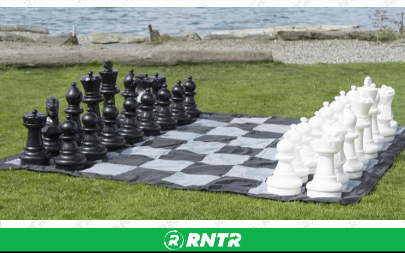 Generic Giant Chess Set – For rent in Pompano Beach, Florida – Palm Beach Party and Bounce | RNTR.com – Image 2 of 2