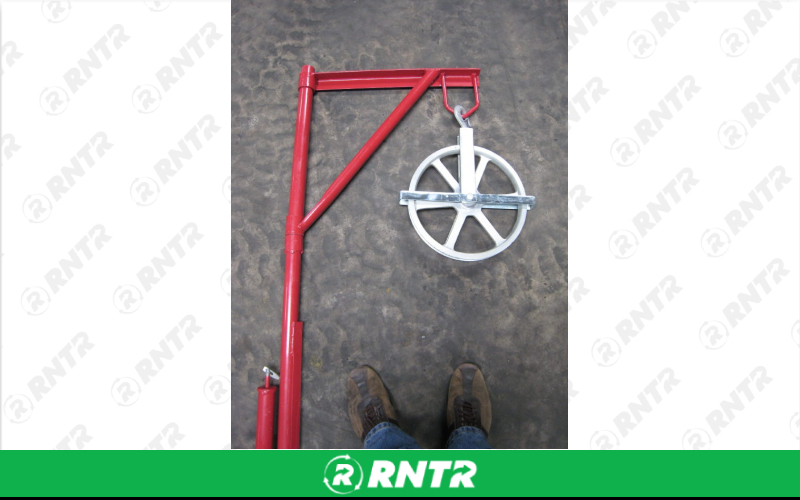 Generic HOIST ARM FOR SCAFFOLDING – For rent in lafayette, indiana – Midwest Rentals Inc  | RNTR.com – Image 1