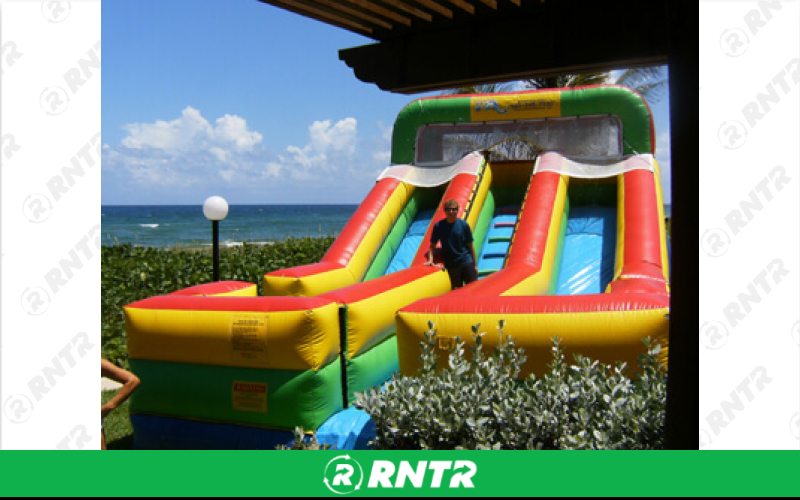 Generic Lightning Storm – For rent in Pompano Beach, Florida – South Florida Bounce | RNTR.com – Image 2 of 3