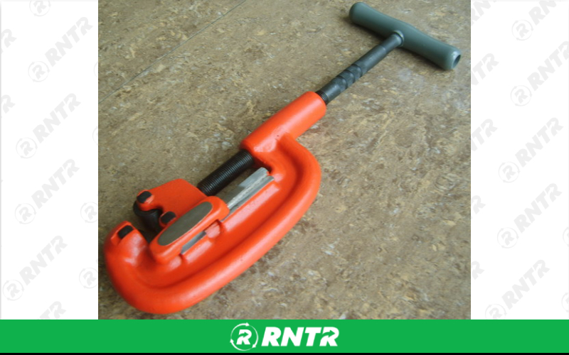 Generic PIPE CUTTER 2 – For rent in lafayette, indiana – Midwest Rentals Inc  | RNTR.com – Image 1