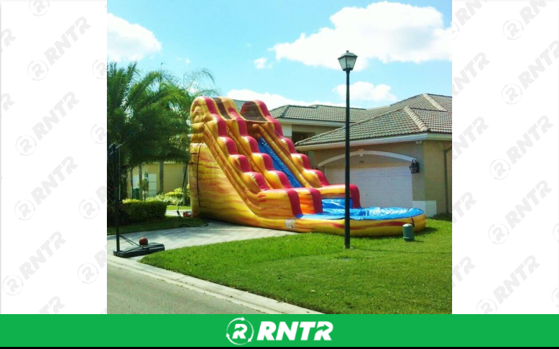 Generic Sunset Splash – For rent in Pompano Beach, Florida – South Florida Bounce | RNTR.com – Image 2 of 3