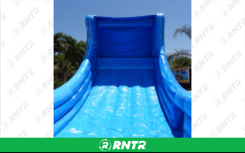 Generic Wave Rider – For rent in pompano-beach, florida – South Florida Bounce | RNTR.com – Image 1